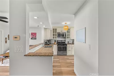 594 Hamilton St #5, Costa Mesa, CA 92627 - Photo 12