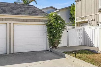 594 Hamilton St #5, Costa Mesa, CA 92627 - Photo 8