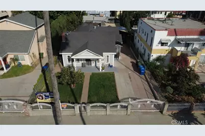 210 N Berendo Street, Los Angeles, CA 90004 - Photo 1