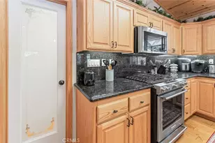 484 Catalina, Big Bear Lake, CA 92315 - Photo 8