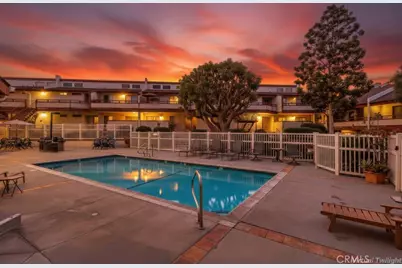 946 W 220th Street #216, Torrance, CA 90502 - Photo 2