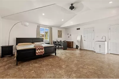 913 S Laurel, Santa Ana, CA 92704 - Photo 22