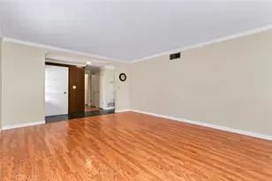 16052 Waltz Cir, Huntington Beach, CA 92649 - Photo 4