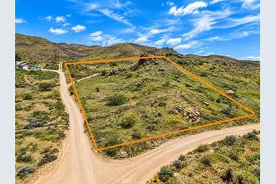 46 Loma Vista Road, Apple Valley, CA 92307 - Photo 2