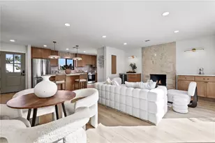 8352 Friesland, Huntington Beach, CA 92647 - Photo 4