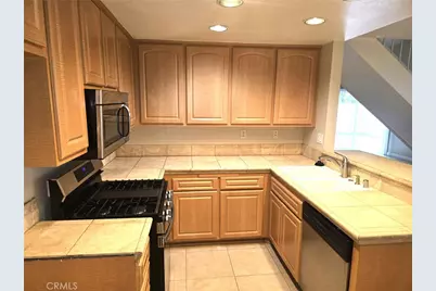 339 Deerfield, Irvine, CA 92606 - Photo 8