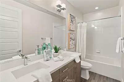 3055 Paragon, Costa Mesa, CA 92626 - Photo 34