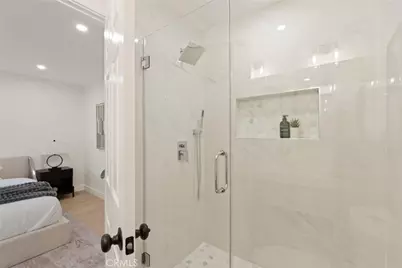 13657 Hart, Cerritos, CA 90703 - Photo 18