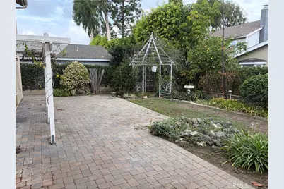 4217 Birchwood, Seal Beach, CA 90740 - Photo 14