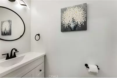 210 Carriage #B, Santa Ana, CA 92707 - Photo 14