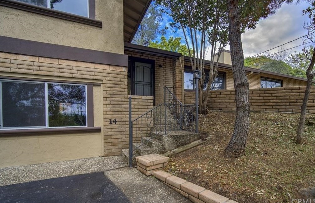 14 Service Cir, Oroville, CA 95966