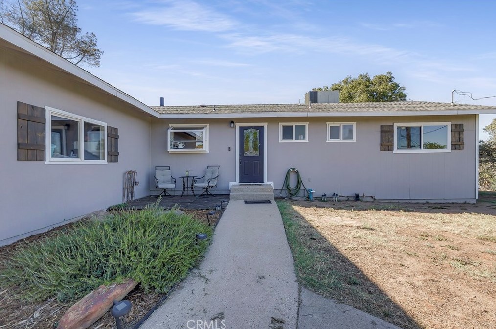 8 Meadowview Dr, Oroville, CA 95966