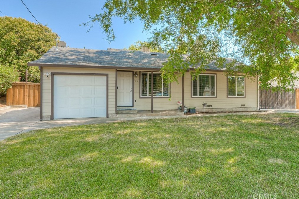 30 La Cresenta Dr, Oroville, CA 95965