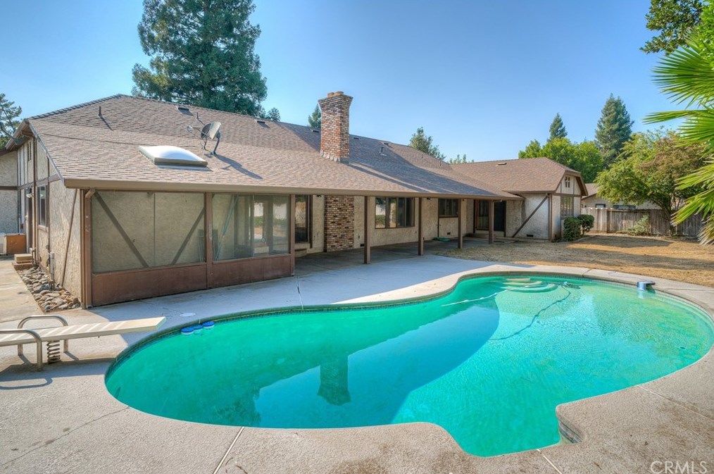 3028 Top Hand Ct, Chico, CA 95973