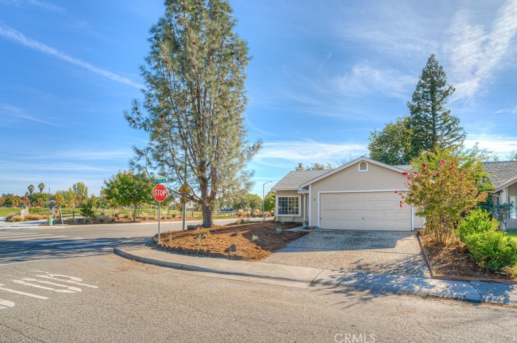 2 Whitewood Way, Chico, CA 95973