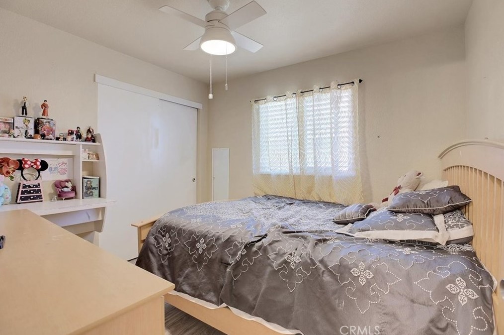 5 Kam Ct, Sacramento CA  95838-1500 exterior