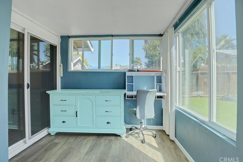 5 Kam Ct, Sacramento CA  95838-1500 exterior