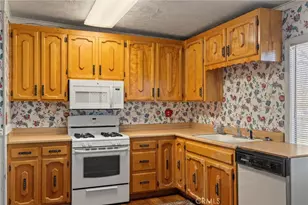 1613 12th St, Oroville, CA 95965 - Photo 12