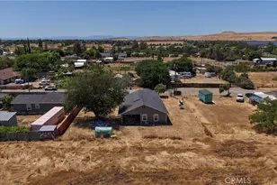 2048 10th St, Oroville, CA 95965 - Photo 6