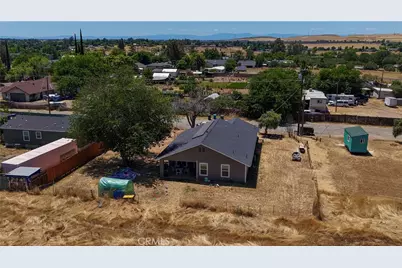 2048 10th Street, Oroville, CA 95965 - Photo 2