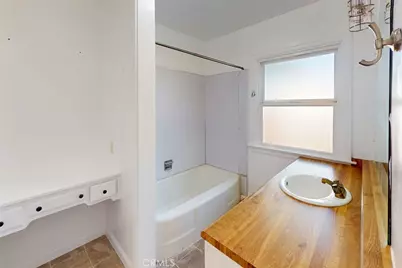 353 N Lawrence Avenue, Yuba City, CA 95991 - Photo 32