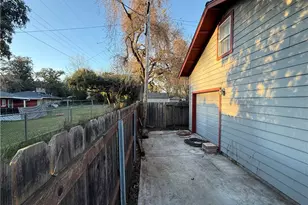 1220 Chestnut St, Chico, CA 95928 - Photo 26