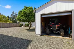 3295 Jefferson Ave, Yuba City, CA 95993 - Photo 20