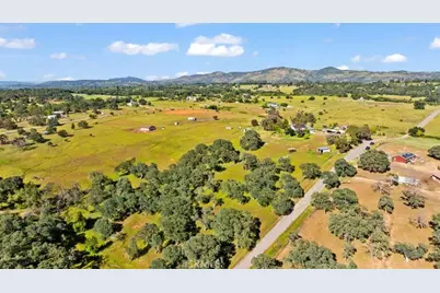 136 Bryden, Oroville, CA 95966 - Photo 4