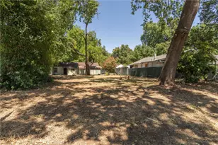 1087 E 9th St, Chico, CA 95928 - Photo 32