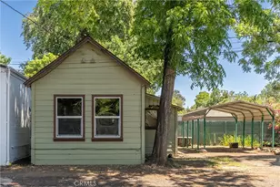 1087 E 9th St, Chico, CA 95928 - Photo 2