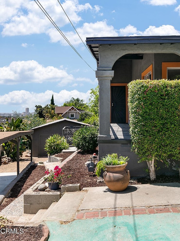 2817 Montecito St, Los Angeles CA  90031-2050 exterior