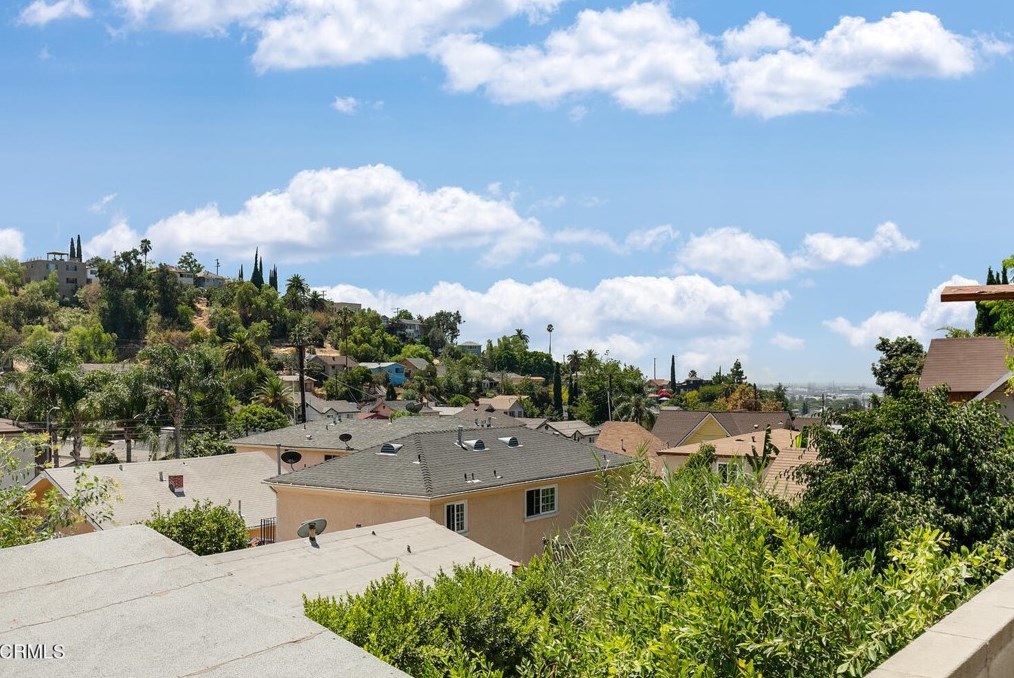 2817 Montecito St, Los Angeles CA  90031-2050 exterior