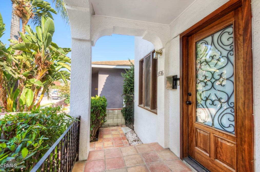 3536 Dover St, Los Angeles CA  90039-1646 exterior