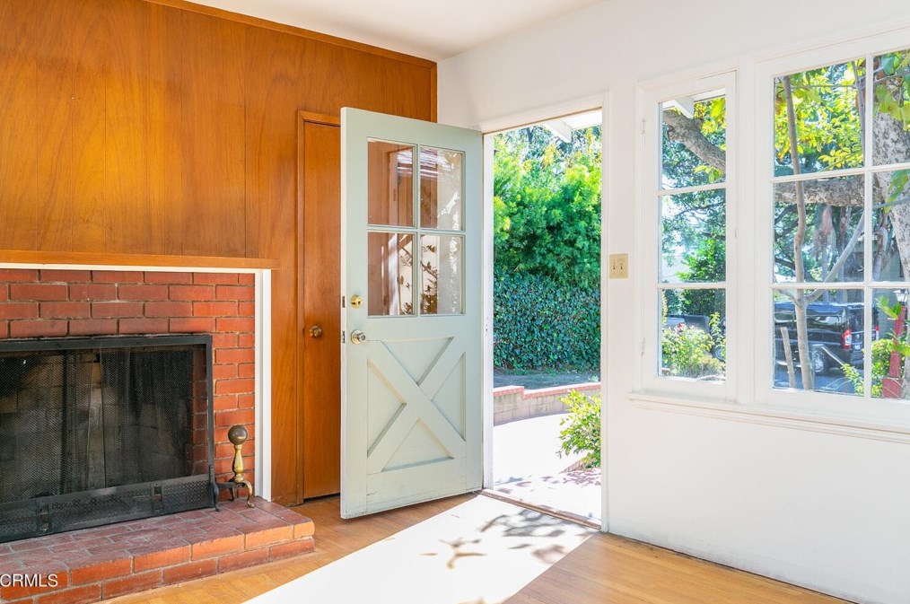 1959 Lombardy Dr, La Canada, CA 91011