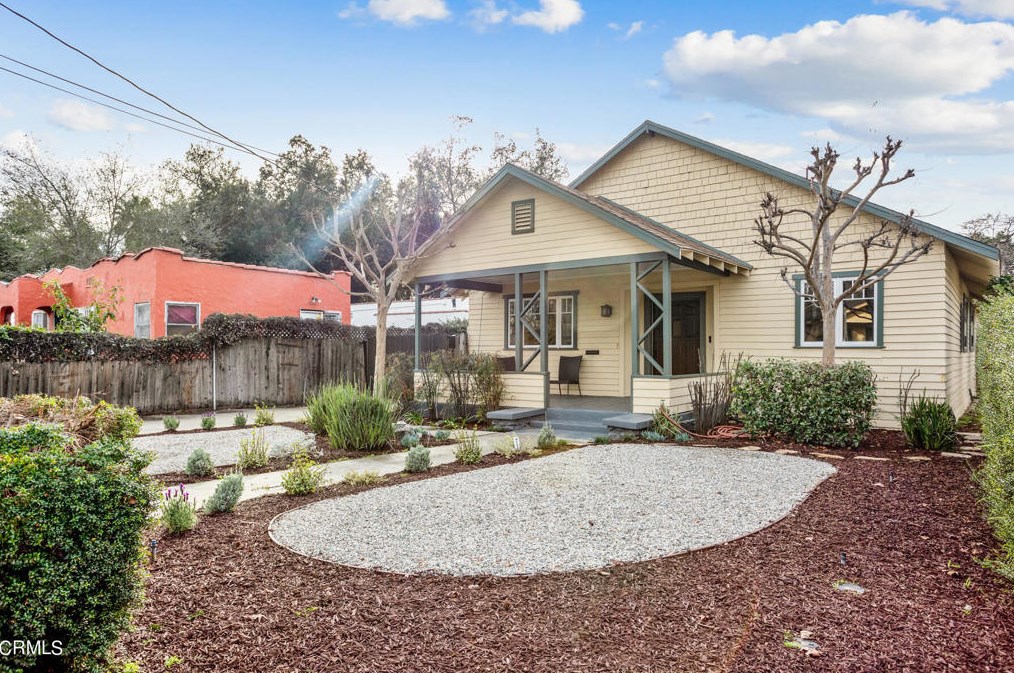 925 Worcester Ave, Pasadena, CA 91104
