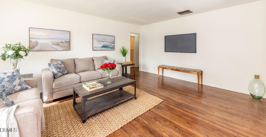 3301 Wyoming Ave, Burbank, CA 91505