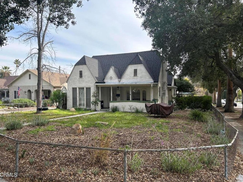 1554 Howard St, Pasadena, CA 91104-2636