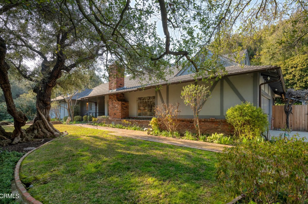 4155 Cambridge Rd, La Canada, CA 91011-4003