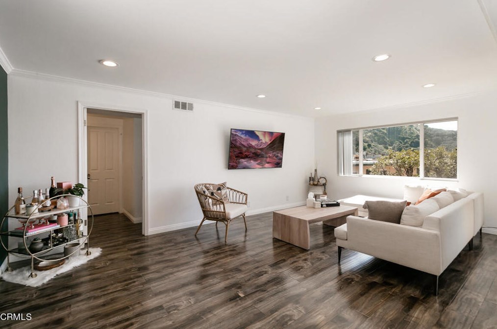 2940 N Verdugo Rd #309, Glendale, CA 91208