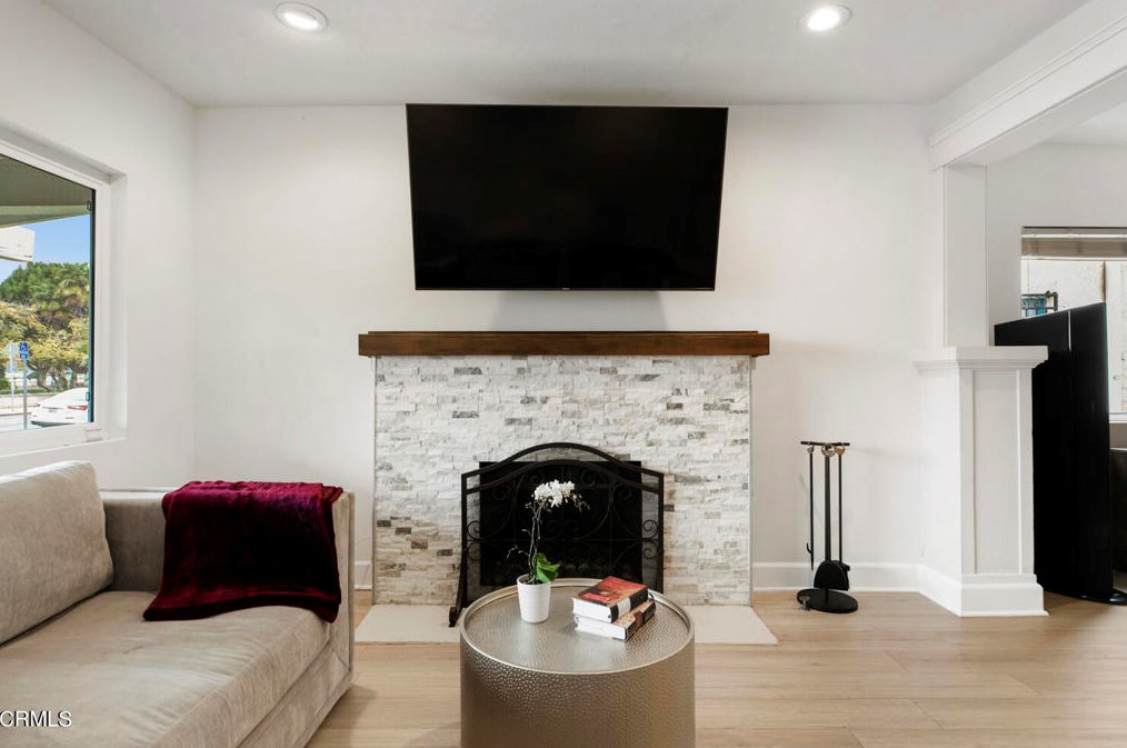 2912 Idell St, Los Angeles CA  90065-1540 exterior