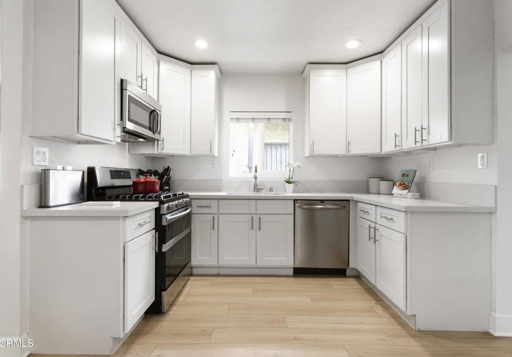 2912 Idell St, Los Angeles CA  90065-1540 exterior