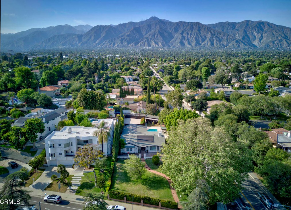 3965 California Blvd, Pasadena CA  91107-5737 exterior