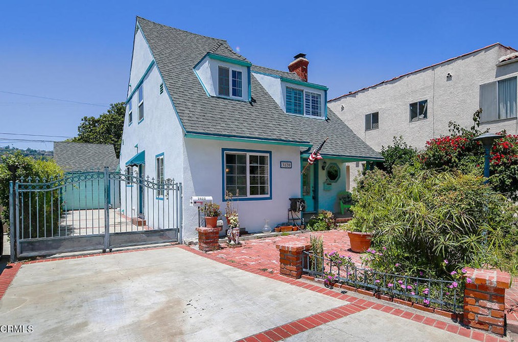 3820 Griffith View Dr, Los Angeles, CA 90039-1717