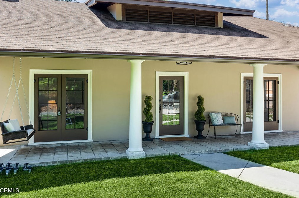977 Hill Ave, Pasadena CA  91104-3043 exterior