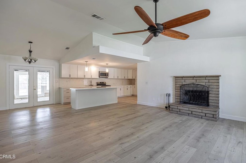 36814 95th St, Juniper Hills, CA 93543