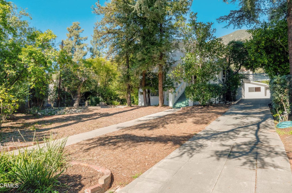 31 E Mira Monte Ave, Sierra Madre, CA 91024