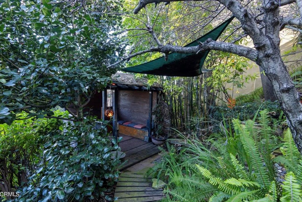 646 Crane Blvd, Los Angeles CA  90065-4016 exterior