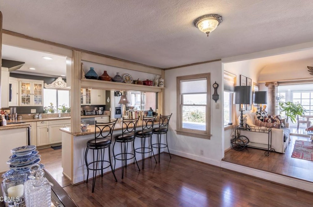 646 Crane Blvd, Los Angeles CA  90065-4016 exterior