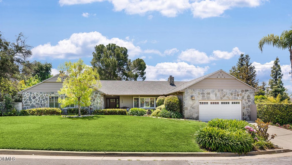 1628 Alta Park Ln, La Canada, CA 91011