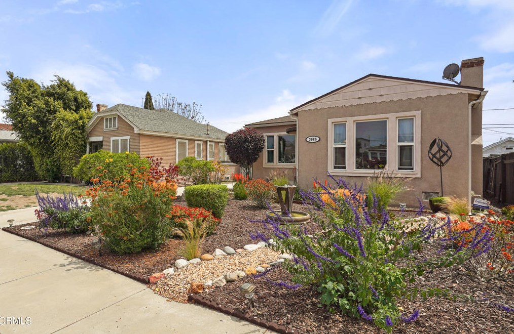 3926 59th Pl, Los Angeles, CA 90043-2926